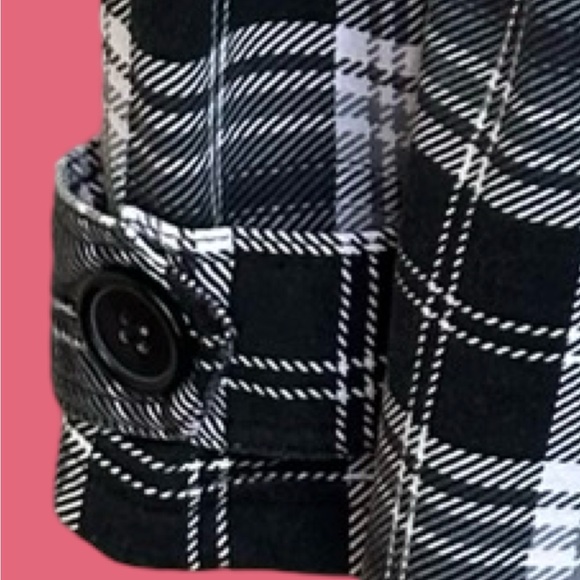 Plaid Black and White Jacket - LIKE NEW! - Picture 6 of 10